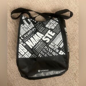 Lululemon - black small tote